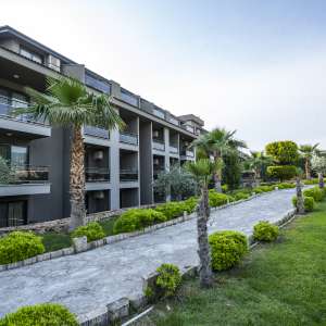 Temmuz Ayında Hierapark: Termal Tatil İçin Neden Şimdi Gitmelisiniz?